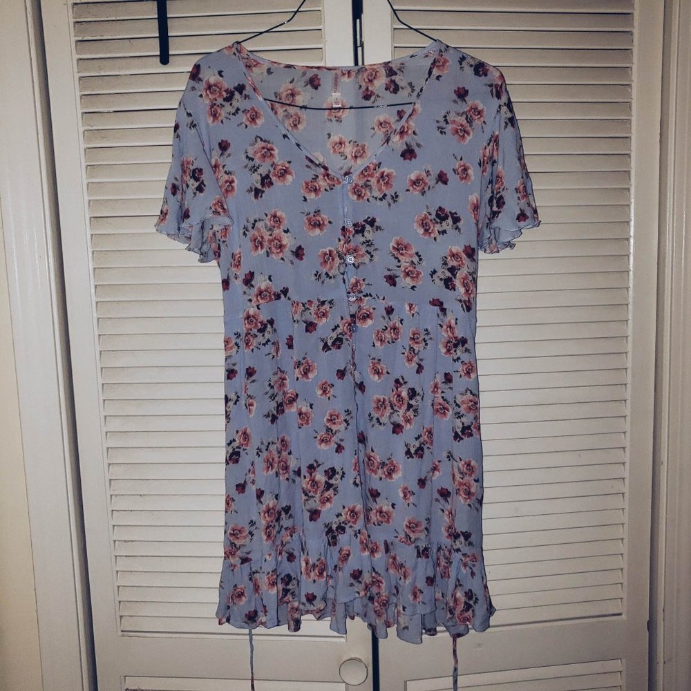 Xhilaration Pale Blue w/ Pink Floral Print Above the Knee/Mini Dress
